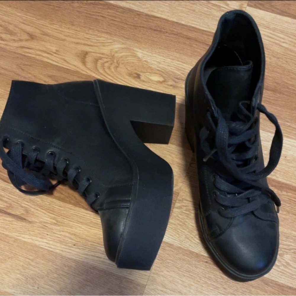 Platform combat heels boots